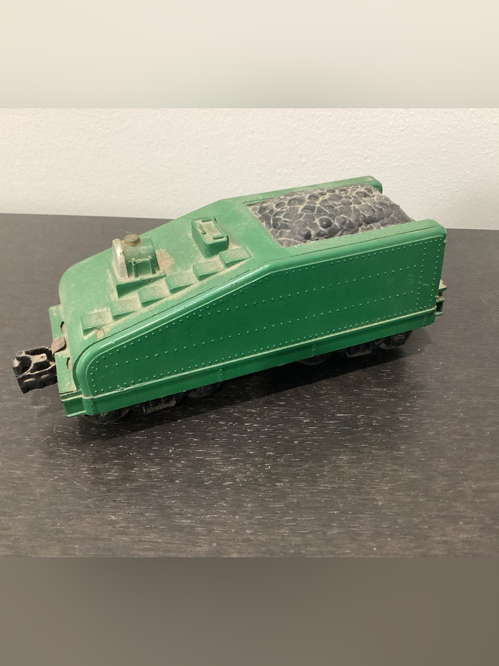 Vtg. LIONEL TRAIN “Tender Car” housed original train “sound”. 70-90 years old!
